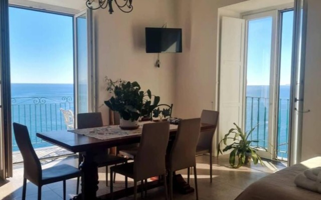 Stunning 6-guests Apartment 2 km From Amalfi