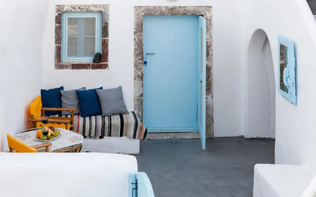 Black Rock Traditional Rooms