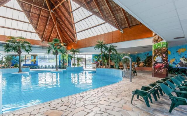 Apartment in Branville with balcony or terrace