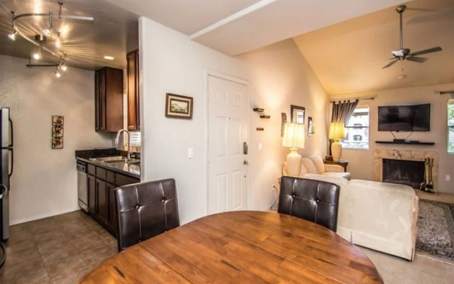 Great North Scottsdale Condo!