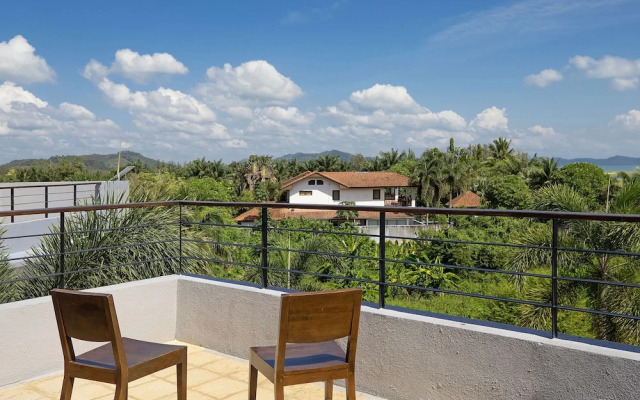 Spacious 3BR Pool Access Villa Argent 7