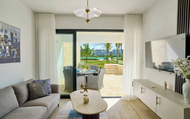 Luxury Escape Private Jacuzzi, Beach, Punta Cana Sleep 5