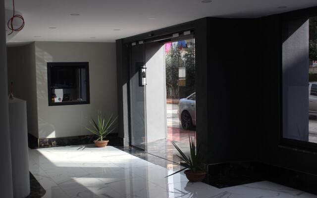 Cosy Suite Hotel