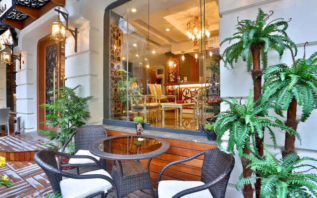 Anthemis Hotel