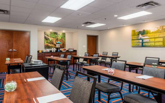 Hampton Inn & Suites Hopkinsville