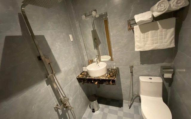 Euro Star Riverside Hotel