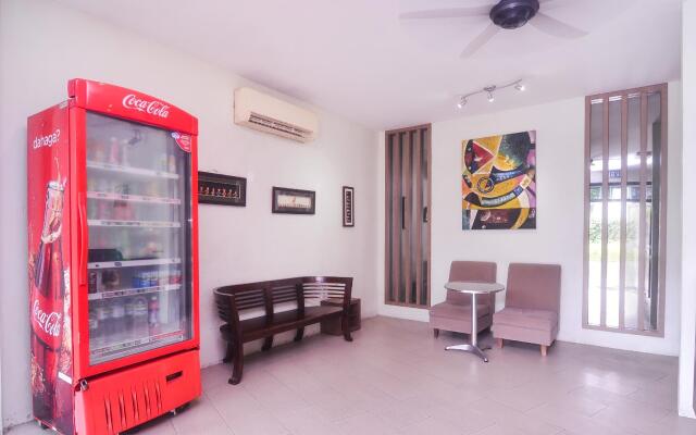 OYO 44034 Furama Lodging House