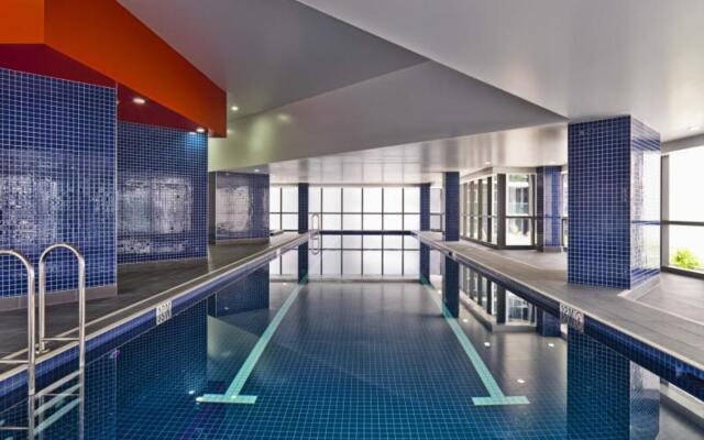 Meriton Suites Adelaide Street, Brisbane