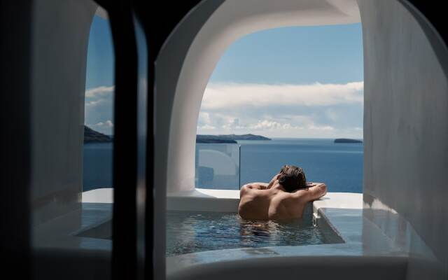 Olvos Luxury Suites