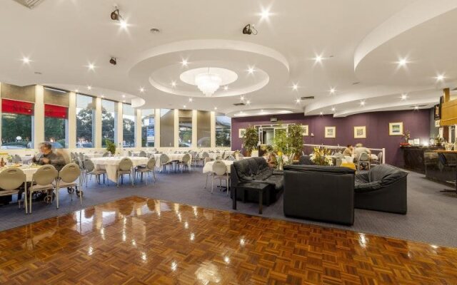 Ciloms Airport Lodge
