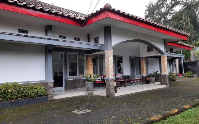 Sinergi Hotel Tretes