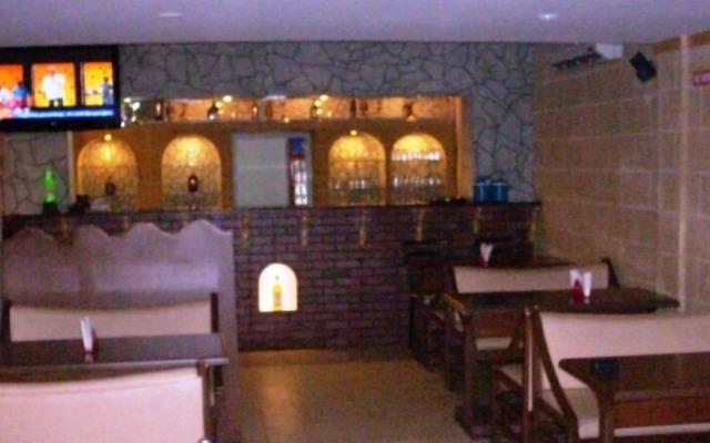 Hotel Manickam Grand