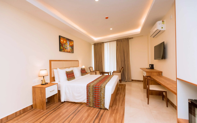 The Hut Restaurant & Boutique hotel