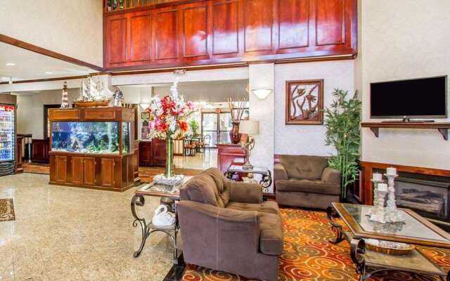 Comfort Suites Mobile East Bay