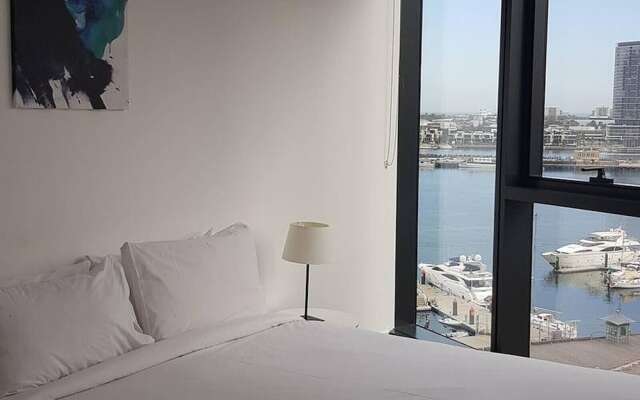 Docklands Waterfront 1006PR 2 Bed Free Wifi