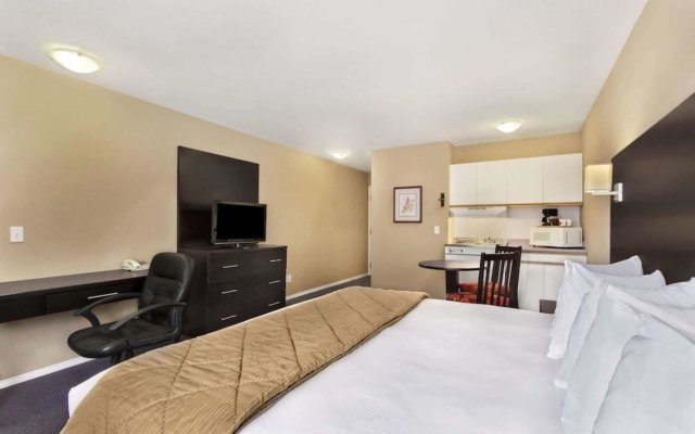 Comfort Inn Westside-Kelowna