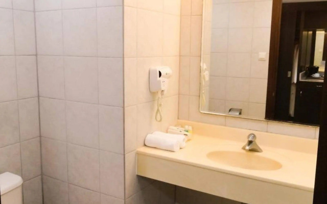 Tanza Oasis Hotel and Resort