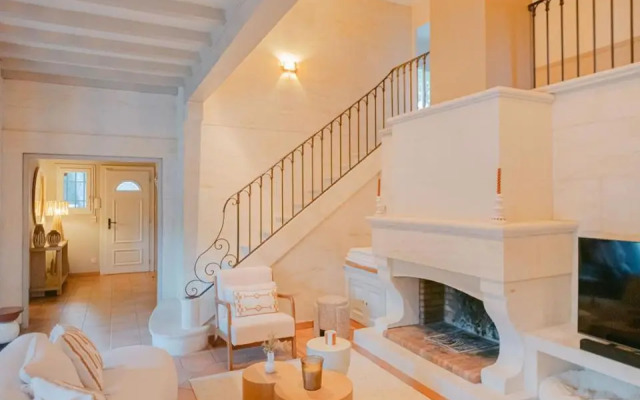 Le Mas Des Cigales, Alpilles