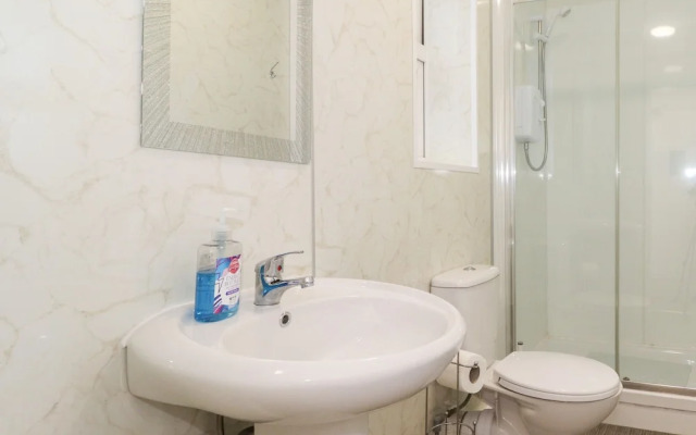 Apartment 9 Beaconsfield House