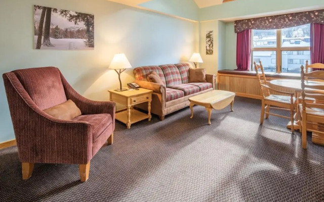 Sugarloaf Mountain Hotel