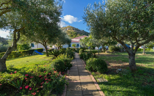 Villa Garden