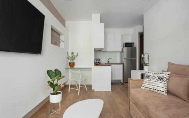 Downtown Luxury Apartment #2