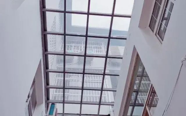 Jianshui You Ran Min Su (Jianshui Ancient City South Store)