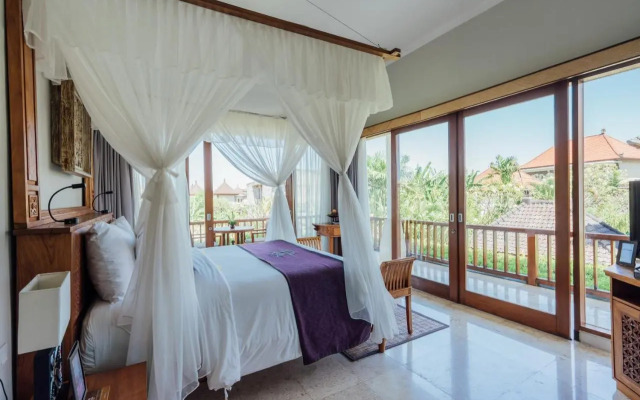 Swan Keramas Bali Villas