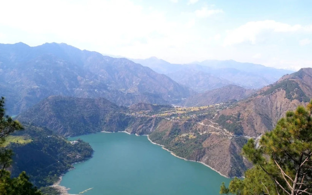 Hotel Bias Pushap - Banikhet