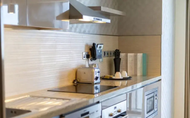 Luxury 1BR Near Dubai Frame Prime Location