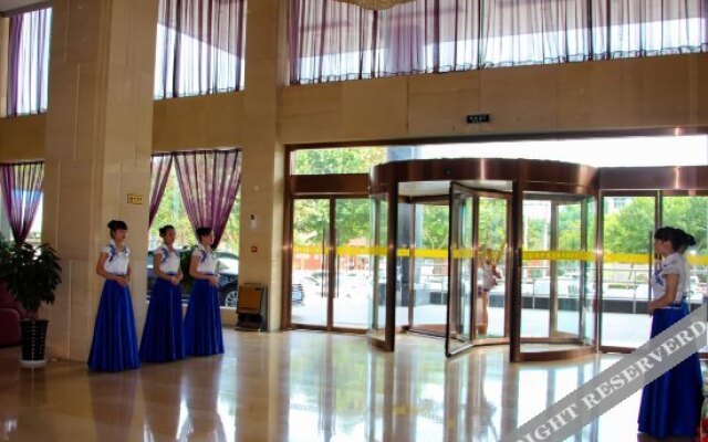 Zhongyuan International Hotel