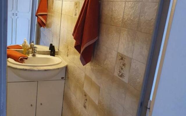 Appart T1 centre BANDOL dans Résidence de charme