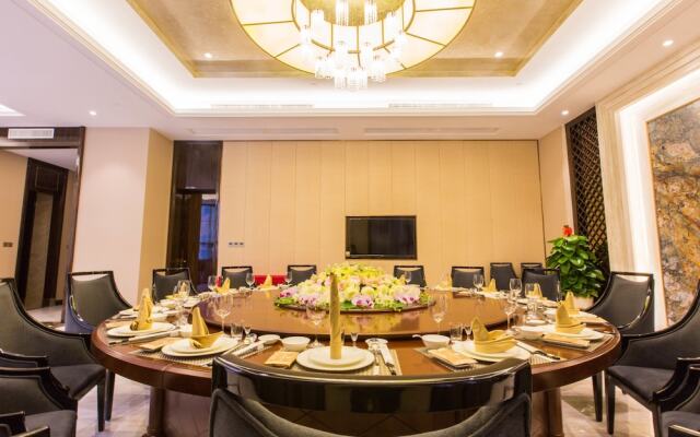Century Hongteng Hotel