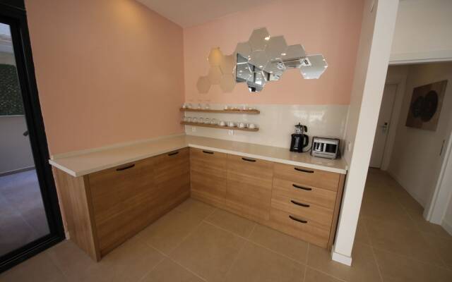 Spilos Gumuldur Hotel