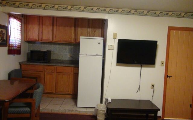 Iris Motel - Mount Pleasant