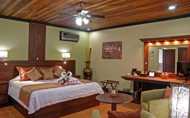 Volcano Lodge Hotel & Thermal Experience