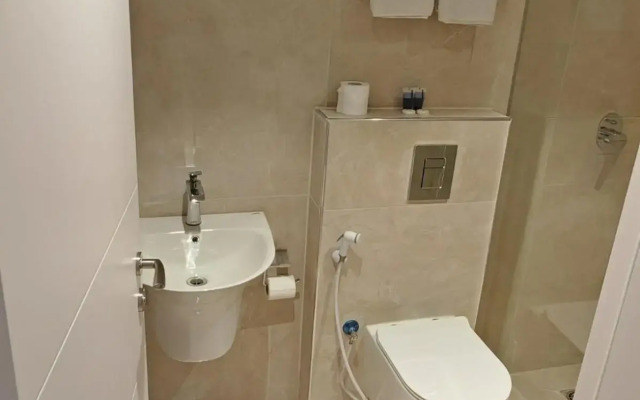 New Metropole Hotel