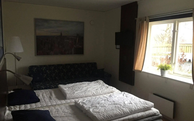 Nyckelbo Vandrarhem - Hostel