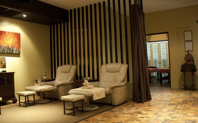 Tawana Bangkok Hotel
