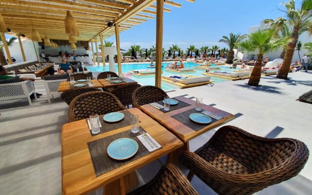 Smy Mediterranean White Santorini Adults Only