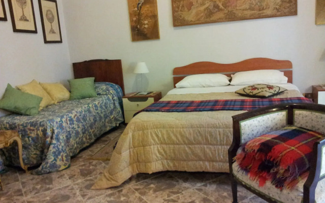 Seralcadio Bed & Breakfast and Holiday Apartments