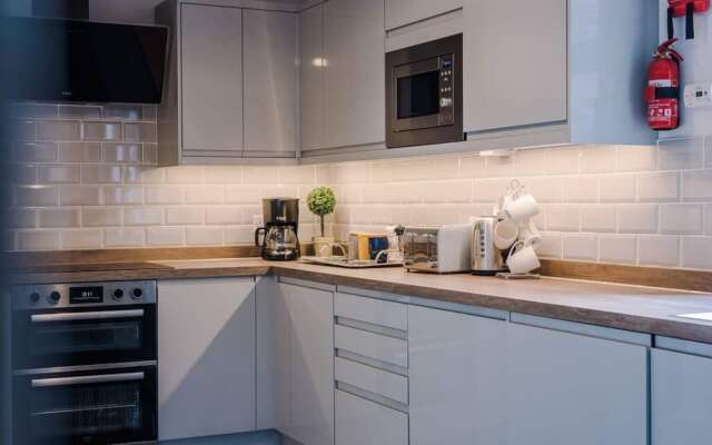 Host Apartments The Kensington Townhouse
