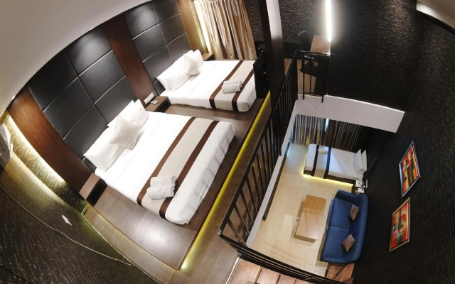 HereHotel