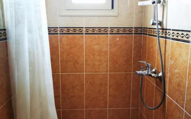 Escape and relax cozy apartment in Pafos!