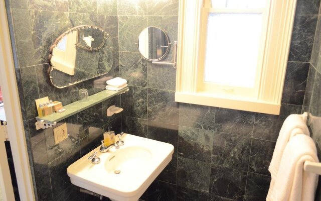 La Colombe d'Or Hotel