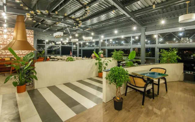 Mints Hotel - Adult Only