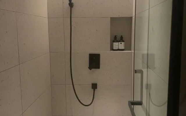 Kelly Hotel (Zhijiang Seven Star Plaza International Trade Shop) – Bathroom – Yichang
