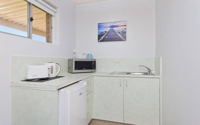 Haven Waters Motel & Apartments