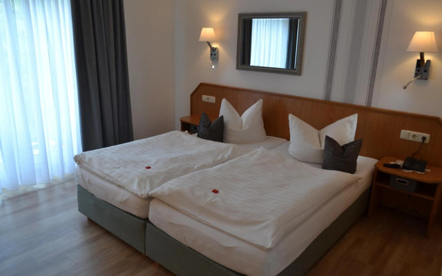 Hotel & Restaurant Zur Linde