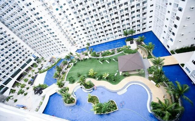 USP Suites at SHELL Residences